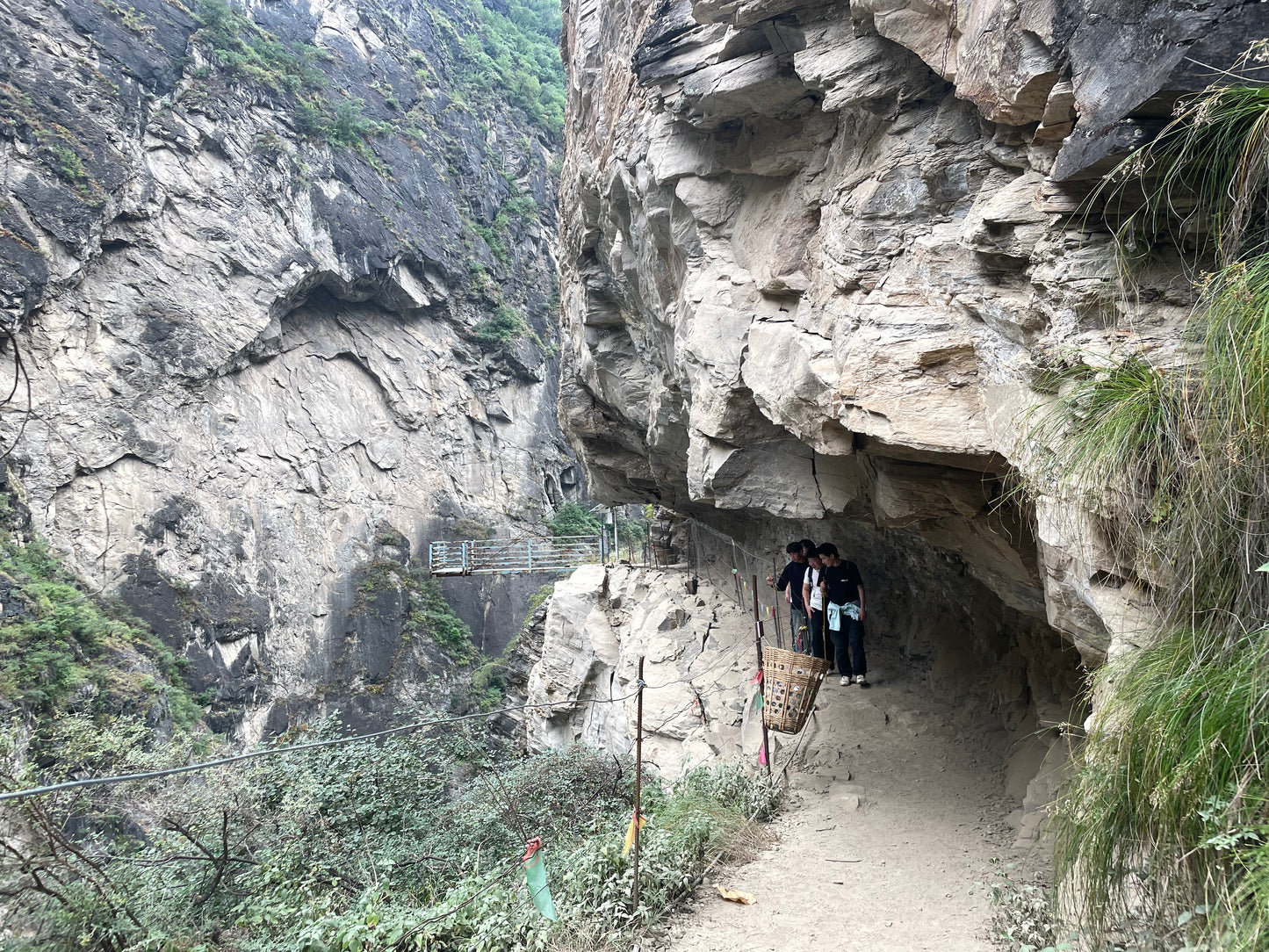 Tiger Leaping Gorge Trekking in the Canyon